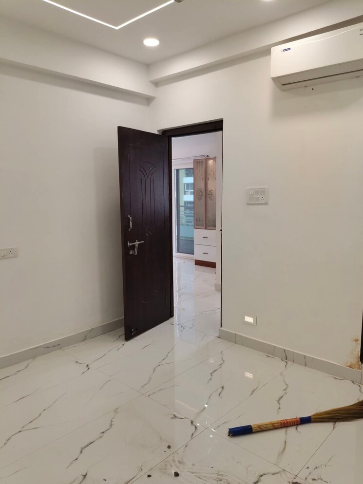 Room, sr-residency-kondapur 2 Bedroom 1250 Sq.Ft. Apartment In Kondapur Hyderabad 9664373
