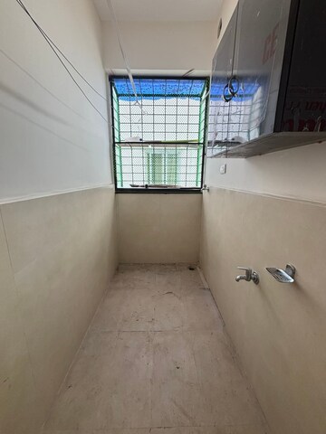 Room in 1 BHK Apartment at SM Homes Kondapur, Kondapur – for Rent