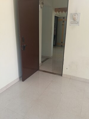 Room in 2 BHK Apartment at Vishal Srushti Residency, Wadgaon Sheri – for Rent