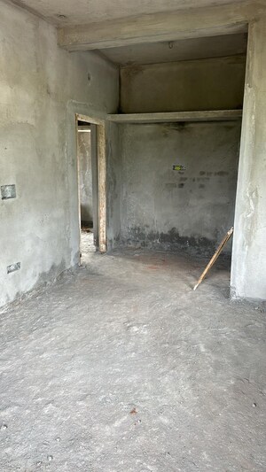 Room in 2 BHK Independent House at Kelamangalam rd – for Sale