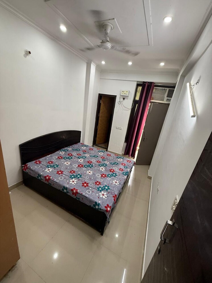 Bedroom, uppal-southend 3 Bedroom 1600 Sq.Ft. Builder Floor In Sector 49 Gurgaon 9664417