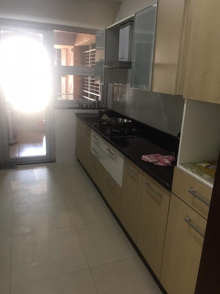 Kitchen, yash-laxman-niwas 4 Bedroom 1200 Sq.Ft. Apartment In Malad West Mumbai 9664434