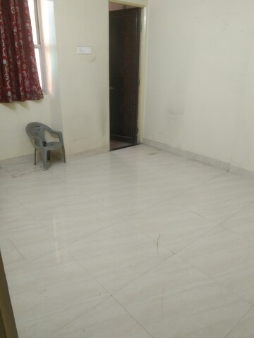 Room in 2 BHK Apartment at Mhalgi Nagar – for Rent