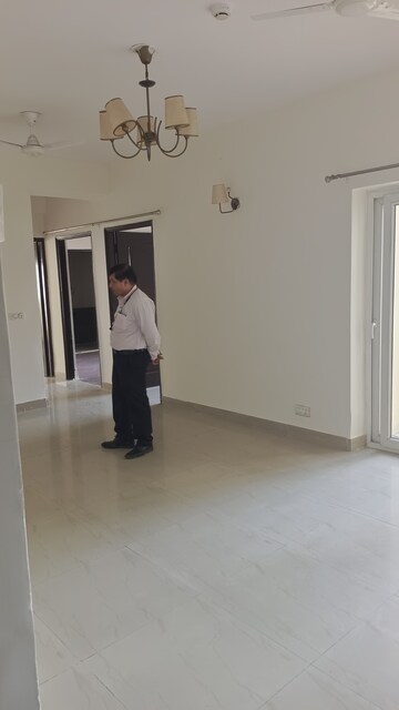 Room in 3 BHK Apartment at Nimbus The Hyde park, Sector 78 – for Rent