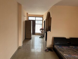 1 BHK Builder Floor For Rent in Lajpat Nagar 4