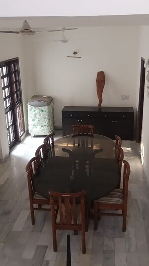 Living Room in 3 BHK Independent House at Palam Vihar – for Rent