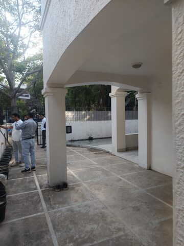 Building Lobby in 3 BHK Independent House at Palam Vihar – for Rent