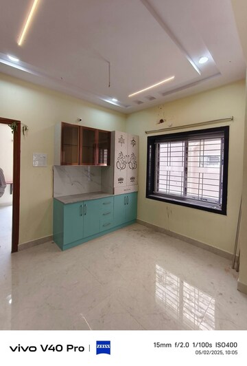 Room in 1 BHK Apartment at North Villa Kondapur, Kondapur – for Rent