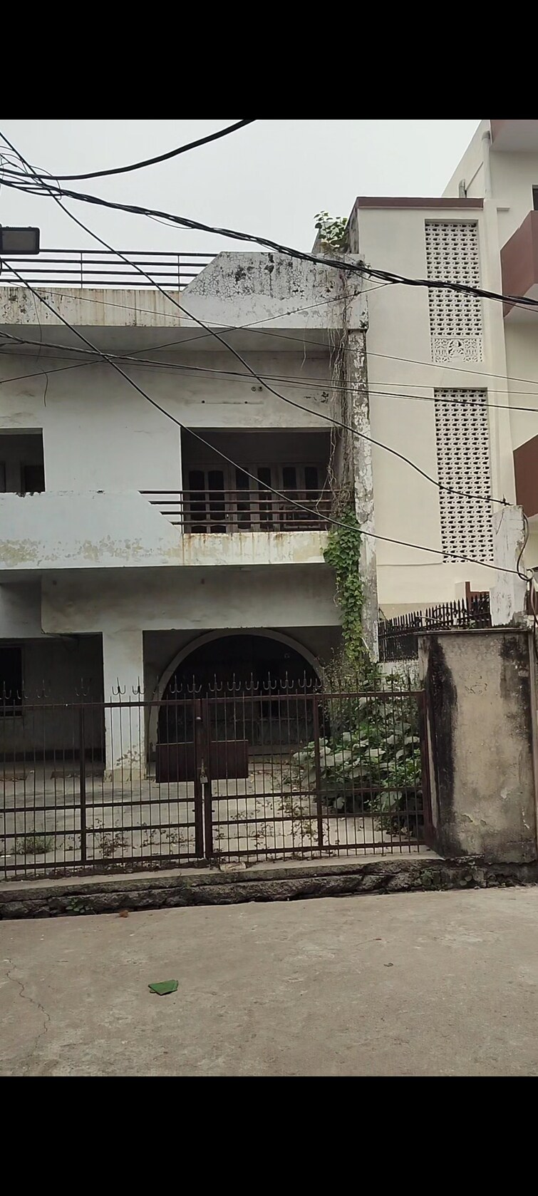 Cover Image, hazratganj 3 Bedroom 3000 Sq.Ft. Villa In Hazratganj Lucknow 9664464