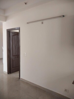 Room in 3 BHK Apartment at Amrapali Zodiac, Sector 120 – for Rent