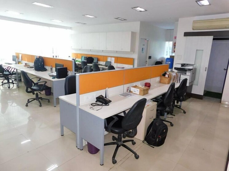 Team Area, mighty-universal-business-park Commercial Office Space 1600 Sq.Ft. In Andheri East Mumbai 9664524