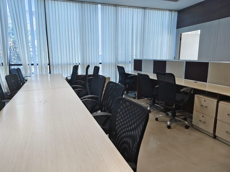 Team Area, mighty-universal-business-park Commercial Office Space 1700 Sq.Ft. In Andheri East Mumbai 9664530