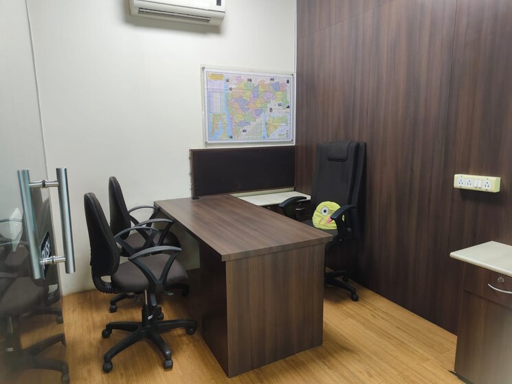 Team Area, mighty-universal-business-park Commercial Office Space 1700 Sq.Ft. In Andheri East Mumbai 9664530