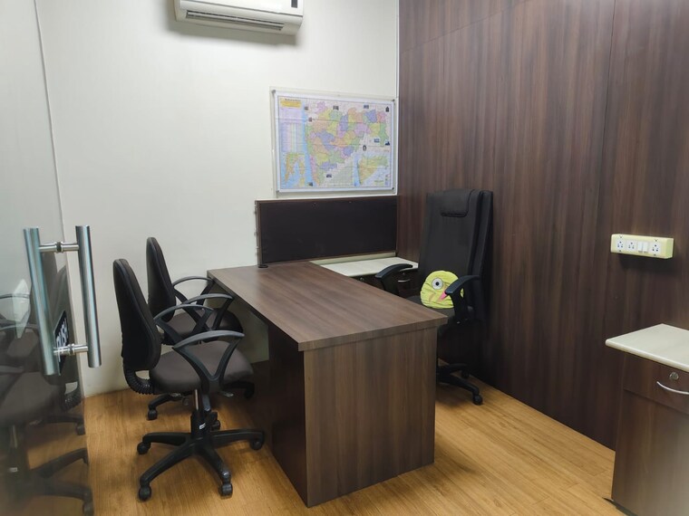Team Area, mighty-universal-business-park Commercial Office Space 1700 Sq.Ft. In Andheri East Mumbai 9664530
