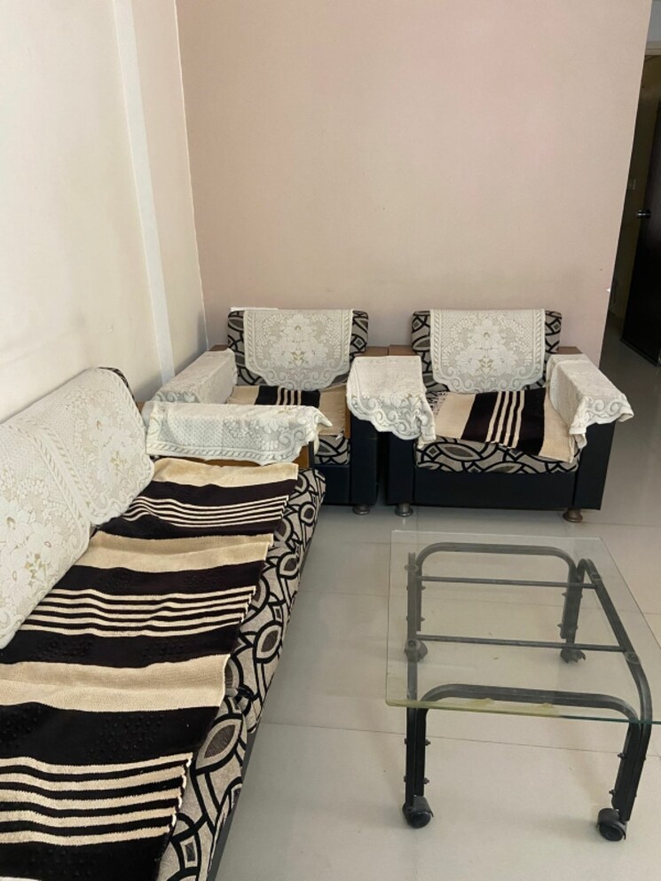 undefined, thaltej 2 Bedroom 1400 Sq.Ft. Builder Floor In Thaltej Ahmedabad 9664537