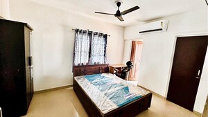 Bedroom in 2 BHK Builder Floor at Thaltej – for Rent