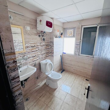 Bathroom in 3 BHK Apartment at Amrapali Golf Homes, Haibatpur – for Rent