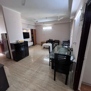 3 BHK Apartment For Rent in Amrapali Golf Homes, Haibatpur
