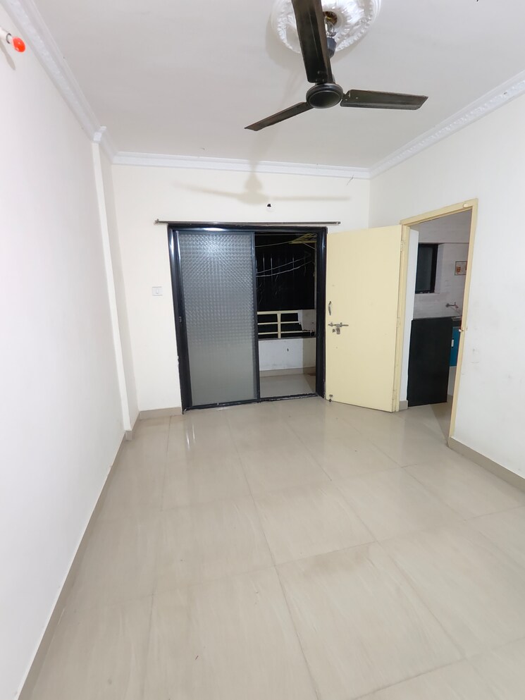 Room, tukaram nagar 1 Bedroom 600 Sq.Ft. Apartment In Tukaram Nagar Pune 9664563