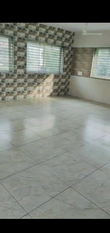 Room in 3 BHK Villa at Navarangpura Gam – for Rent