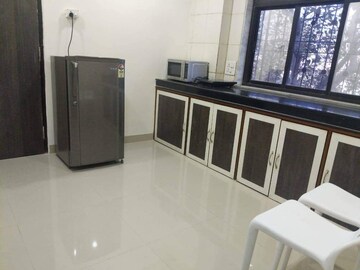 Room in  Pg at Goregaon East – for Rent