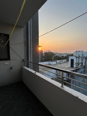 Room in  Pg at Sector 44 – for Rent