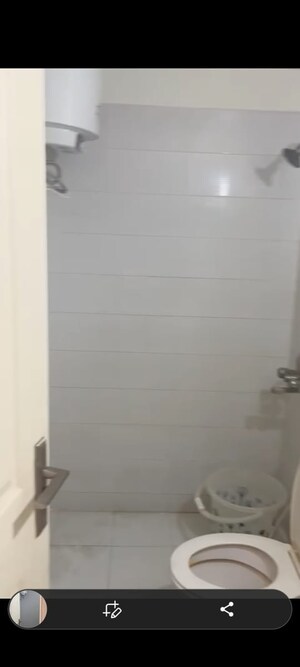 Room in 3 BHK Apartment at BPTP Parklands, Sector 76 – for Rent