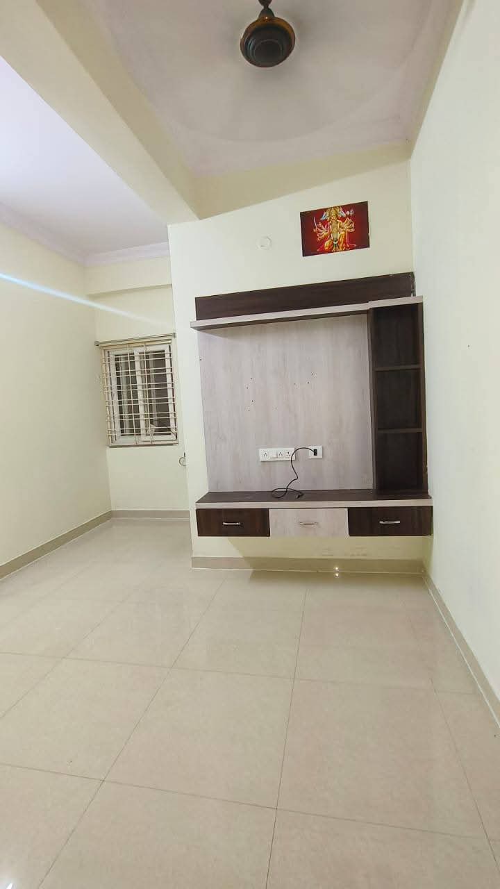 1 BHK Apartment For Rent in Sriram Nagar 
