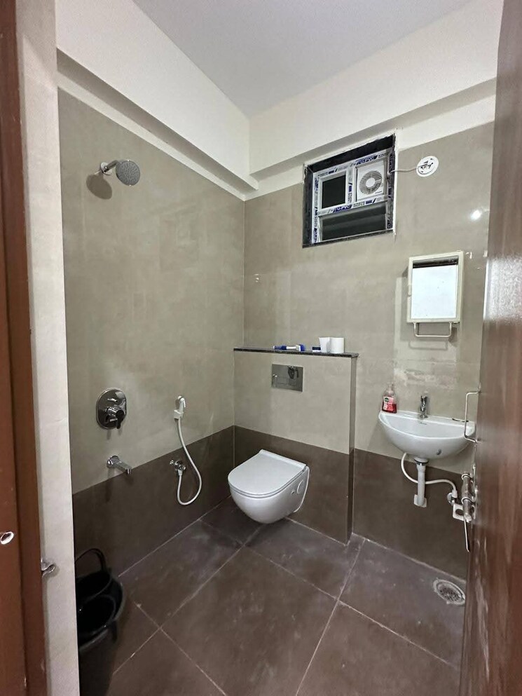 Bathroom, kondapur 1 Bedroom 550 Sq.Ft. Apartment In Kondapur Hyderabad 9664702