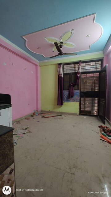 Parking in 1.5 BHK Builder Floor at New Ashok Nagar – for Rent