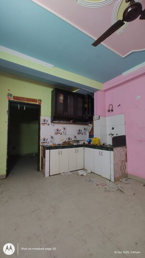 Kitchen in 1.5 BHK Builder Floor at New Ashok Nagar – for Rent