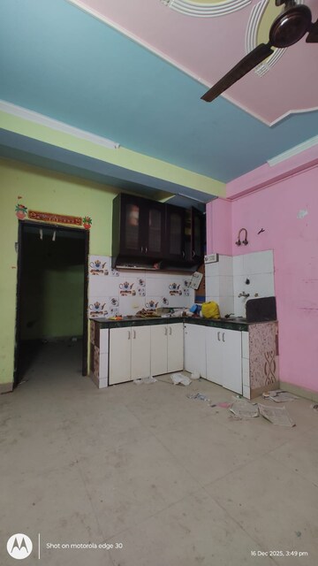 Kitchen in 1.5 BHK Builder Floor at New Ashok Nagar – for Rent