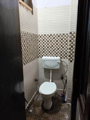 Bathroom in 1.5 BHK Builder Floor at New Ashok Nagar – for Rent