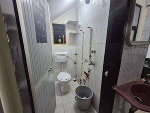 Bathroom in  Pg at Turbhe – for Rent