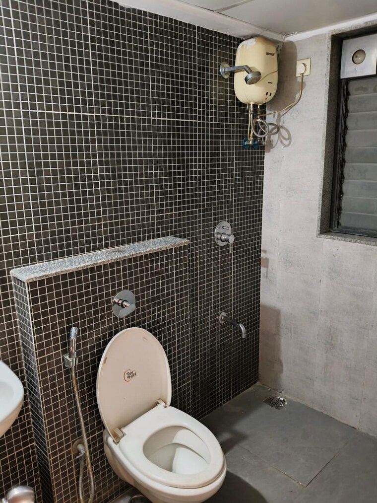 Bathroom, lodha-palava-downtown 2 Bedroom 717 Sq.Ft. Apartment In Dombivli East Thane 9664728