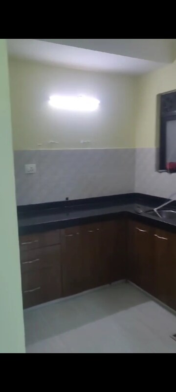 Furnished Amenities in 2 BHK Apartment at Estelle Bellagio, Agripada – for Rent