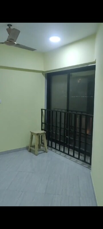 Room in 2 BHK Apartment at Estelle Bellagio, Agripada – for Rent