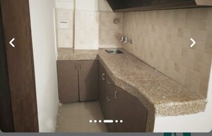 Kitchen in 1.5 BHK Builder Floor at Ramesh Nagar – for Rent