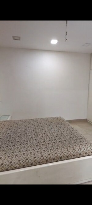 Room in 1 BHK Apartment at Anjali Apartment, Mahim West – for Rent