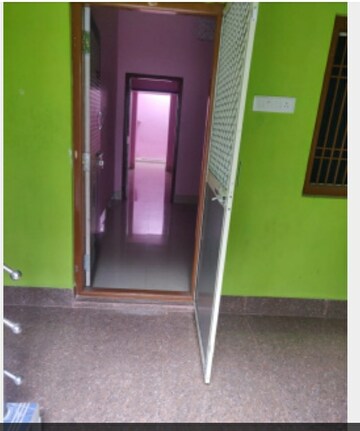 Building Lobby in 2.5 BHK Builder Floor at Mansarover Garden – for Rent