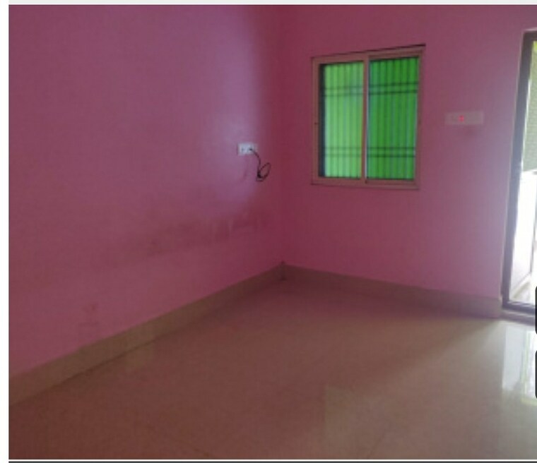 Room, mansarover garden 2.5 Bedroom 950 Sq.Ft. Builder Floor In Mansarover Garden Delhi 9664758