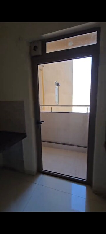 Bathroom in 3 BHK Apartment at The Prestige City, Mulund West – for Rent