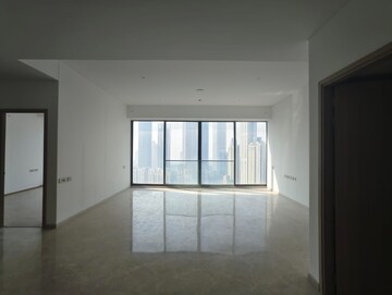 Room in 3 BHK Apartment at Indiabulls Sky Forest, Lower Parel – for Rent