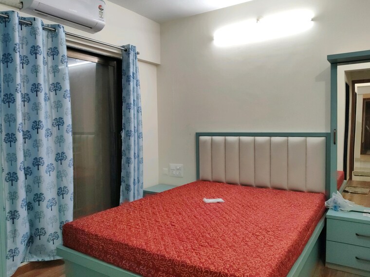 Bedroom, hiranandani-estate-solitaire-c 1 Bedroom 550 Sq.Ft. Apartment In Ghodbunder Road Thane 9664777