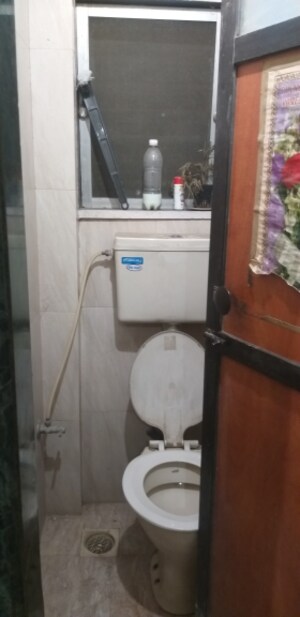 Bathroom in 1 BHK Apartment at Panch Pakhadi – for Rent