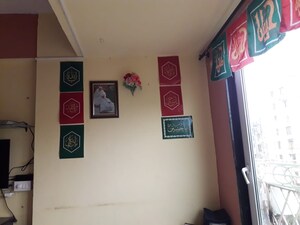 Furnished Amenities in 1 BHK Apartment at Shaad Residency, Byculla East – for Sale