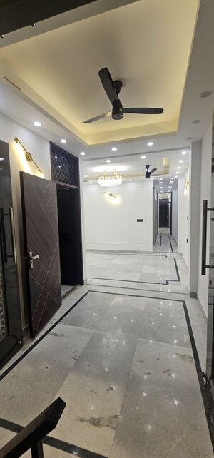 Building Lobby in 2 BHK Builder Floor at Malviya Nagar – for Rent