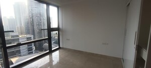 Room in 4 BHK Apartment at Lodha The Park Tower 6, Worli – for Rent