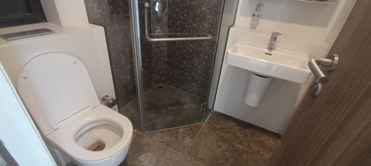 Bathroom, lodha-the-park-tower-6 4 Bedroom 1702 Sq.Ft. Apartment In Worli Mumbai 9664855