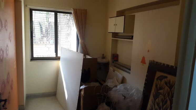Bathroom, satyam-chs-goregaon-west 3 Bedroom 900 Sq.Ft. Apartment In Goregaon West Mumbai 9664865